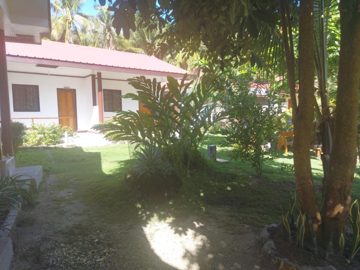 ג'נרל לונה Gardenview Homestay Siargao מראה חיצוני תמונה