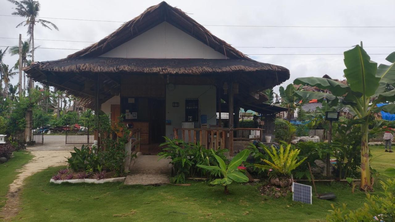 ג'נרל לונה Gardenview Homestay Siargao מראה חיצוני תמונה
