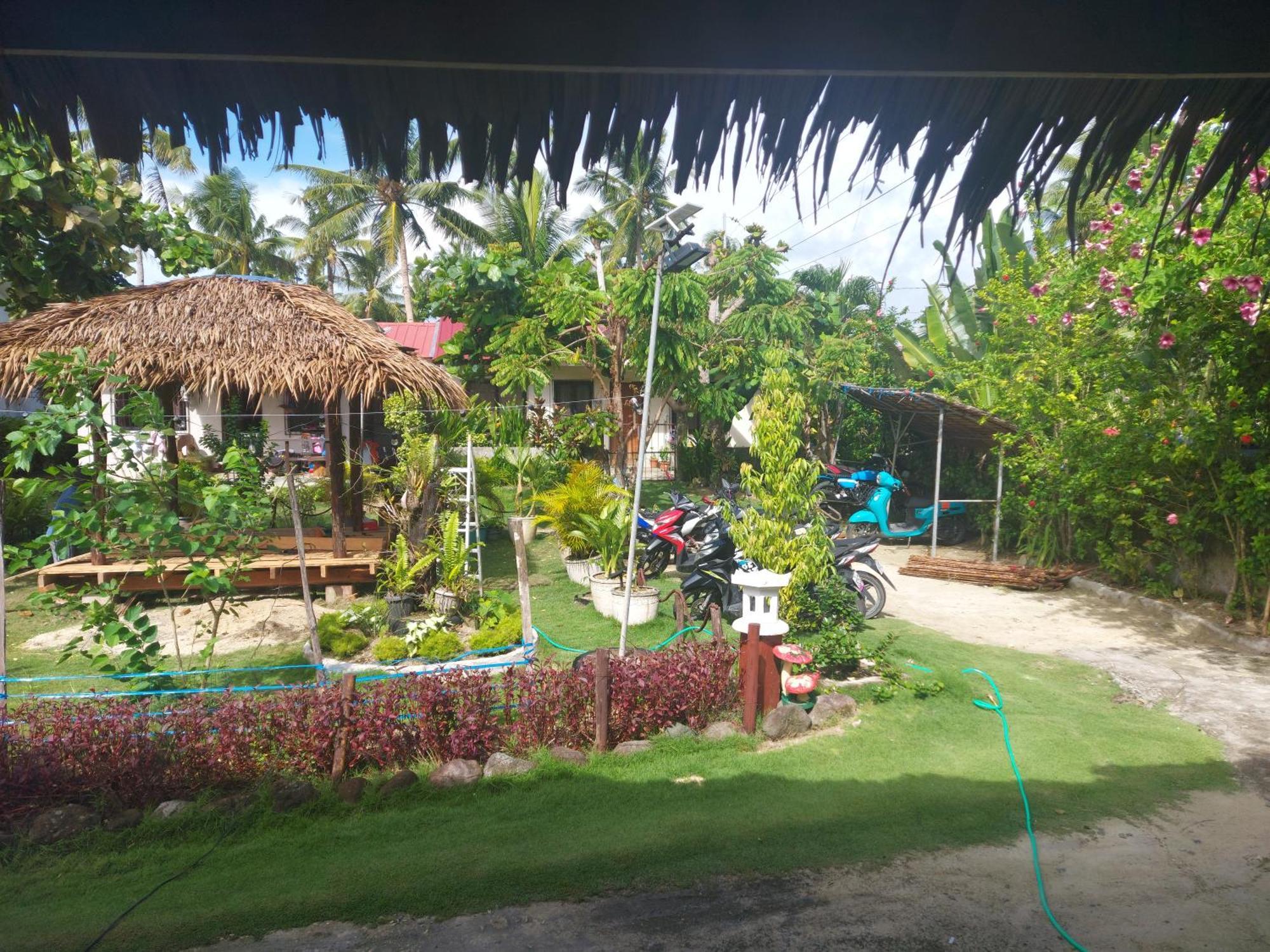 ג'נרל לונה Gardenview Homestay Siargao מראה חיצוני תמונה